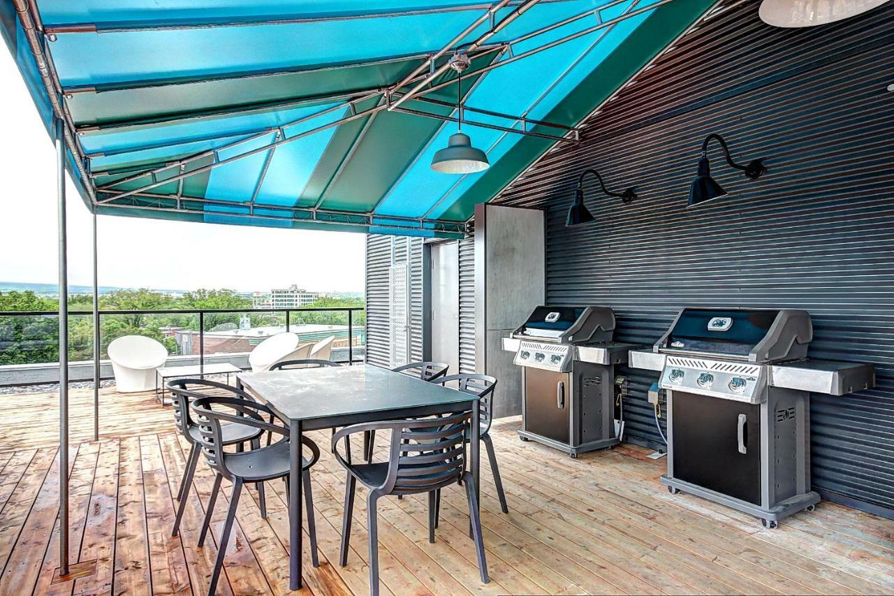 Le Kaméléon 318 : interieur parking, rooftop terrace, gym Québec Esterno foto